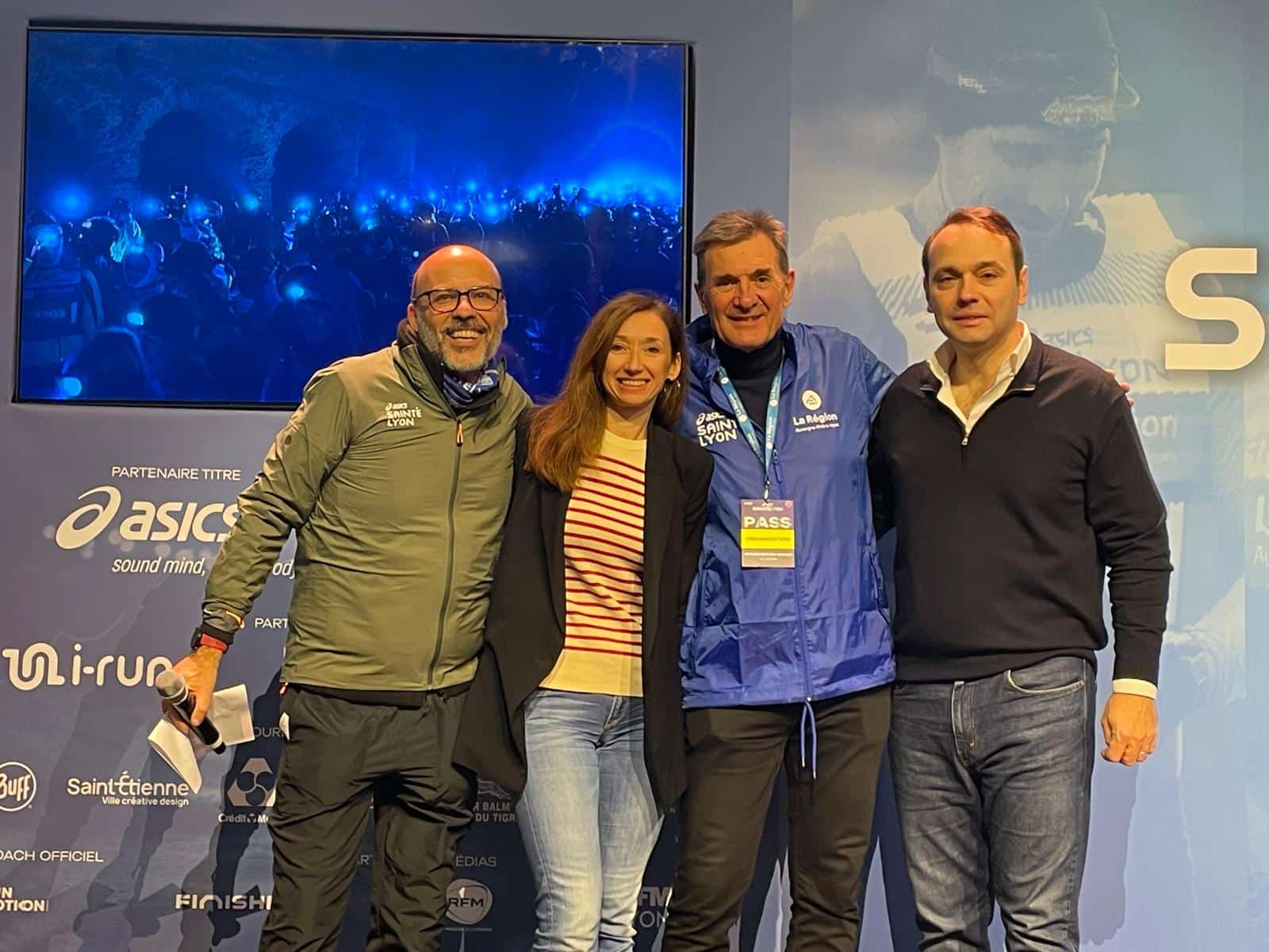 SAINTÉLYON 2025 : Podium à la Hall Tony Garnier. 9 Eric GARCIA et Julie Nublat faure