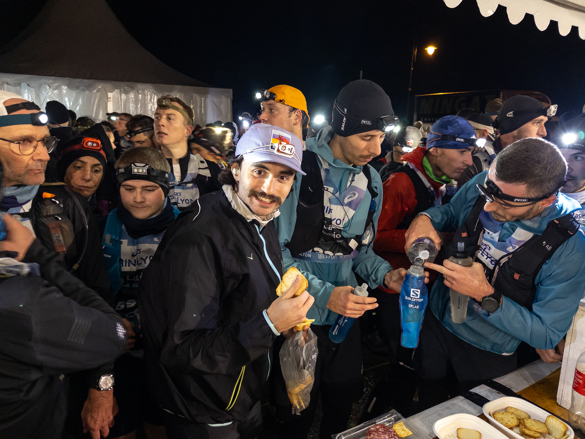 SAINTÉLYON 2025 : des photos à Saint Christo en Jarez 18 les participants ont la banane